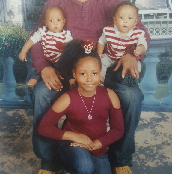 Meet your Posher, Ricardo - Picture 1 of 1